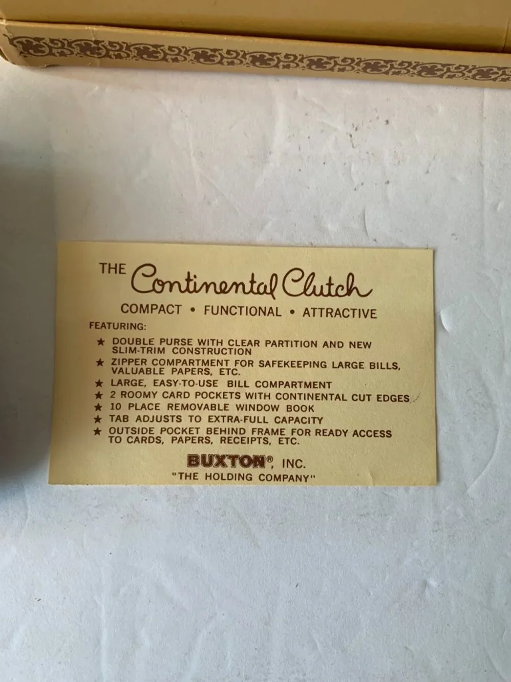 BUXTON CONTINENTAL CLUTCH 30 RED LEATHER WALLET NEW IN BOX VINTAGE NEW OLD STOCK